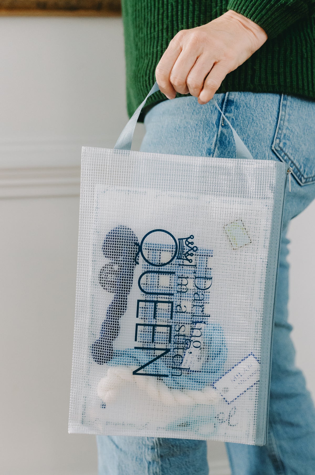 Darling, I'm a Stitch Queen Project Bag with handle